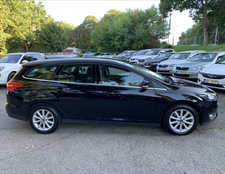 Ford Focus 5