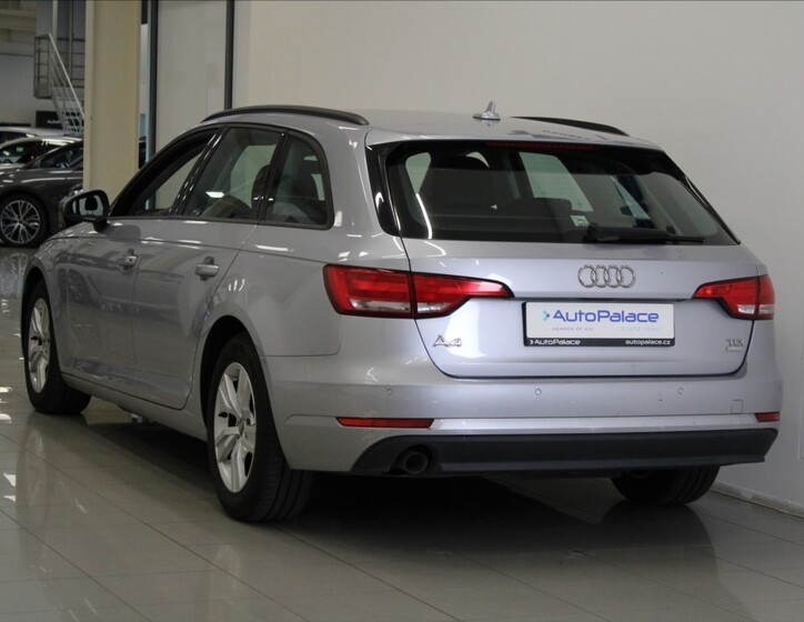 Audi A4 3