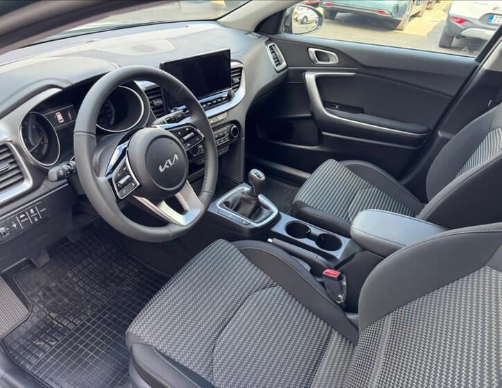 KIA Ceed 12