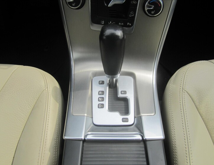 Volvo XC60 11