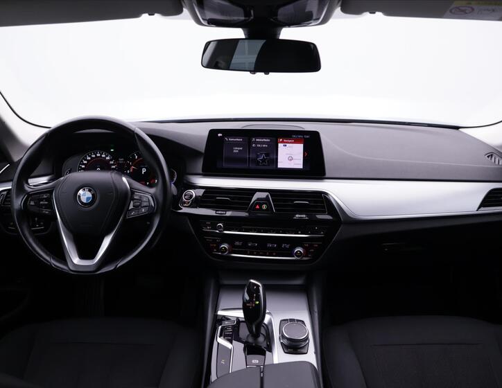 BMW Řada 5 32