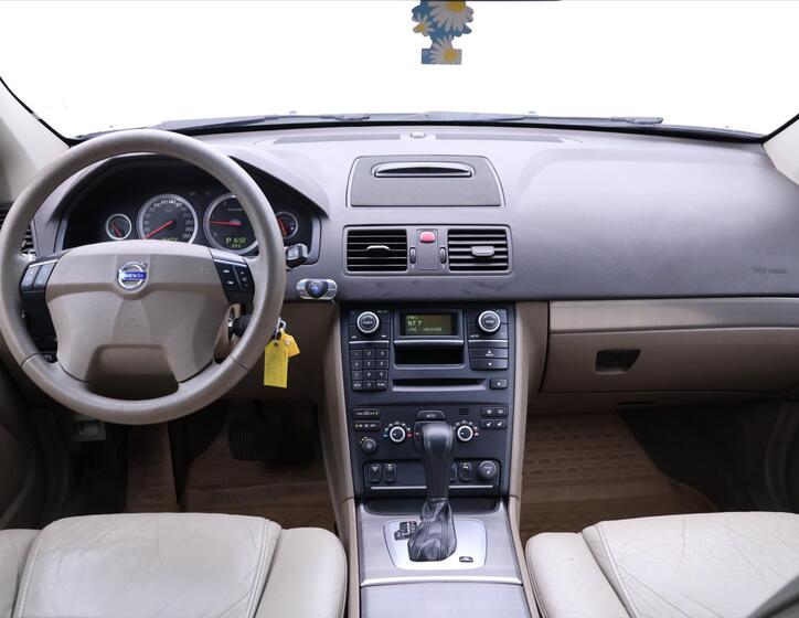 Volvo XC90 23