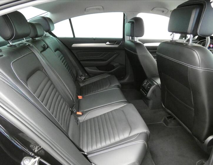 Volkswagen Passat 21