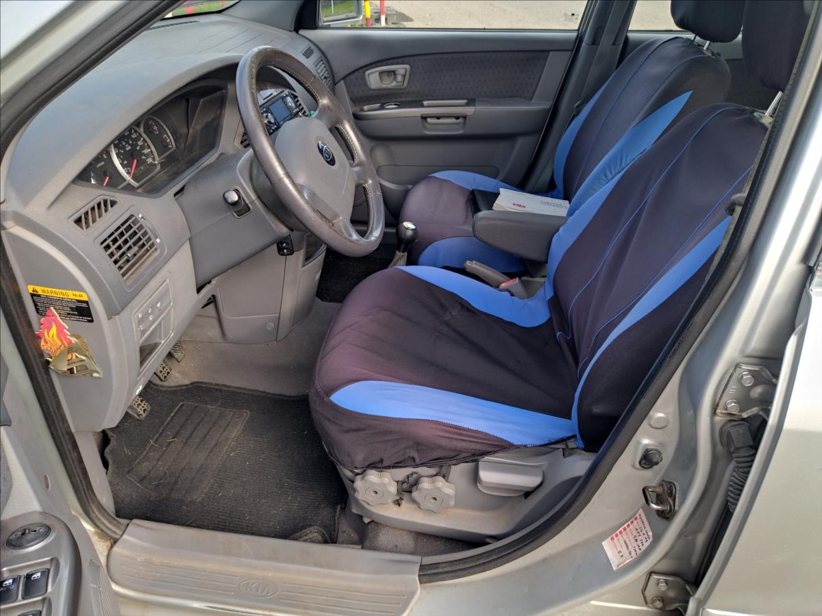 KIA Carens