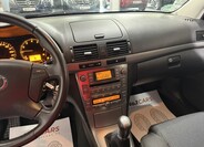 Toyota Avensis 12