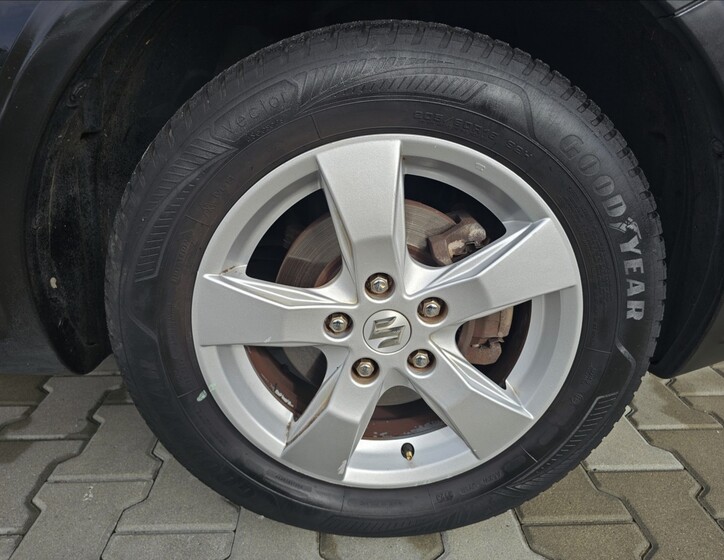Suzuki SX4 34