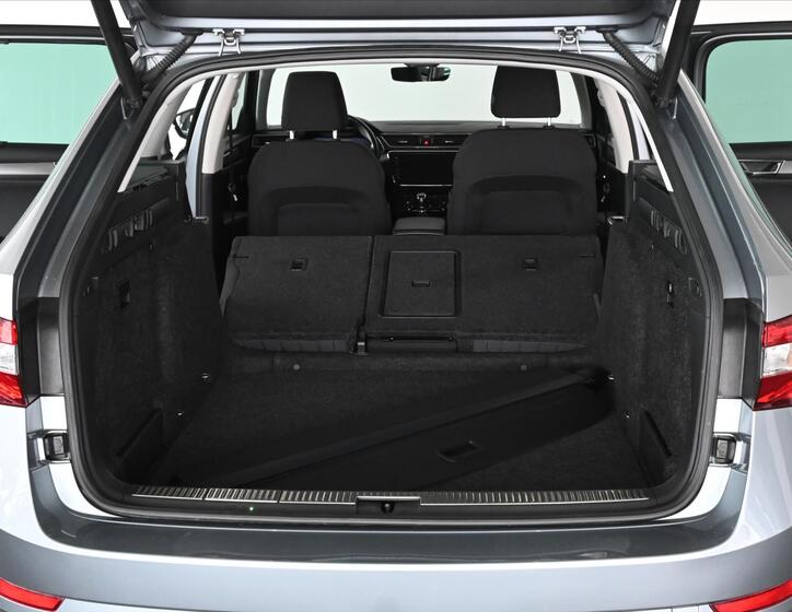 Škoda Superb 7