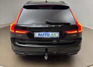 Volvo V90 41