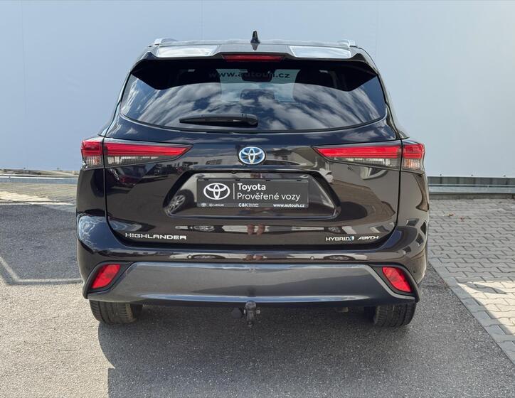 Toyota Highlander 5