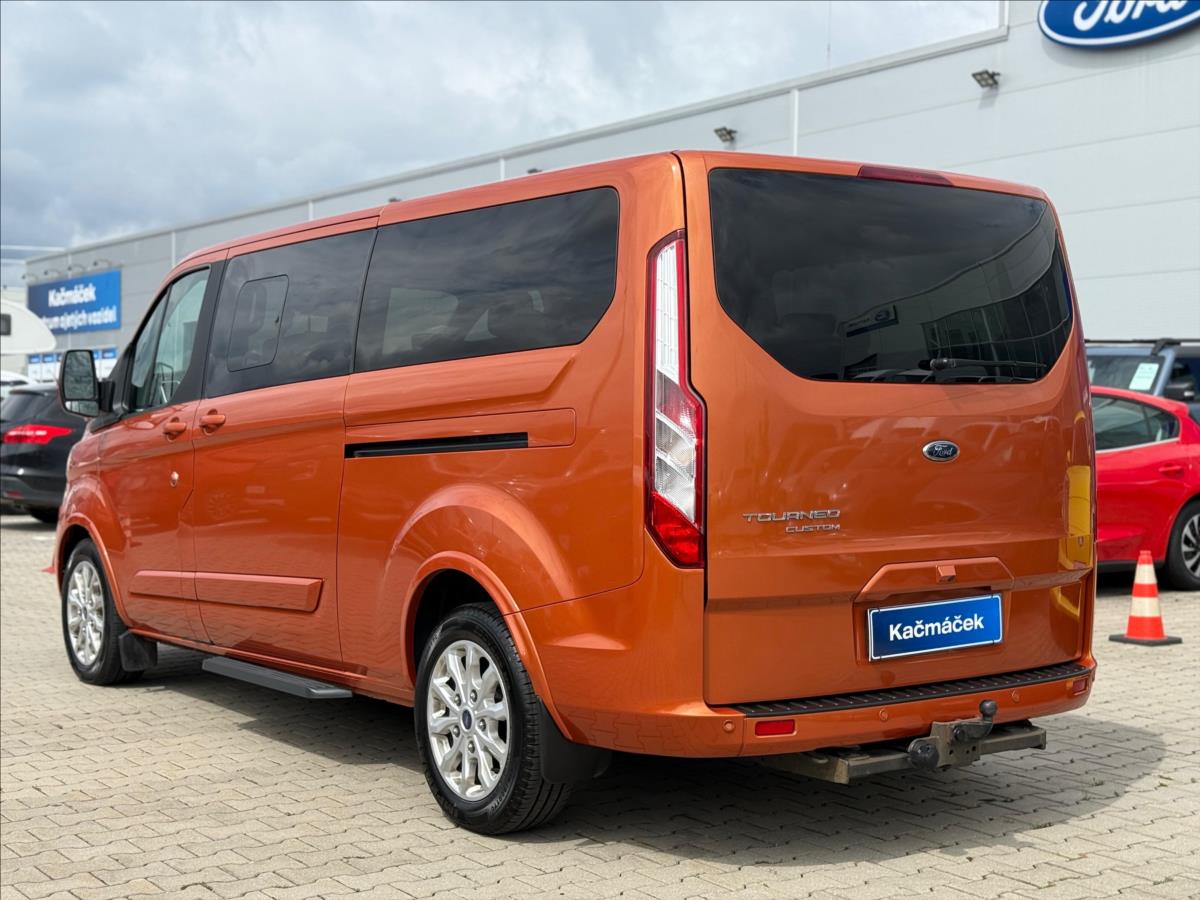 Ford Tourneo Custom