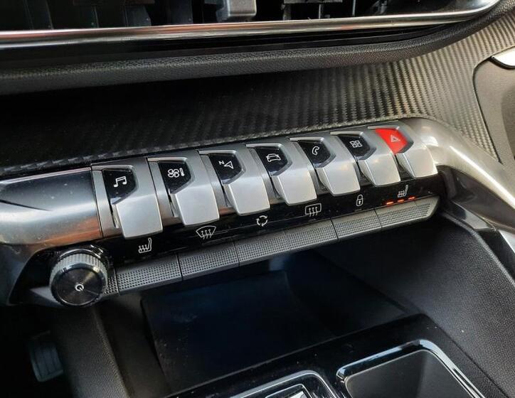 Peugeot 5008 26