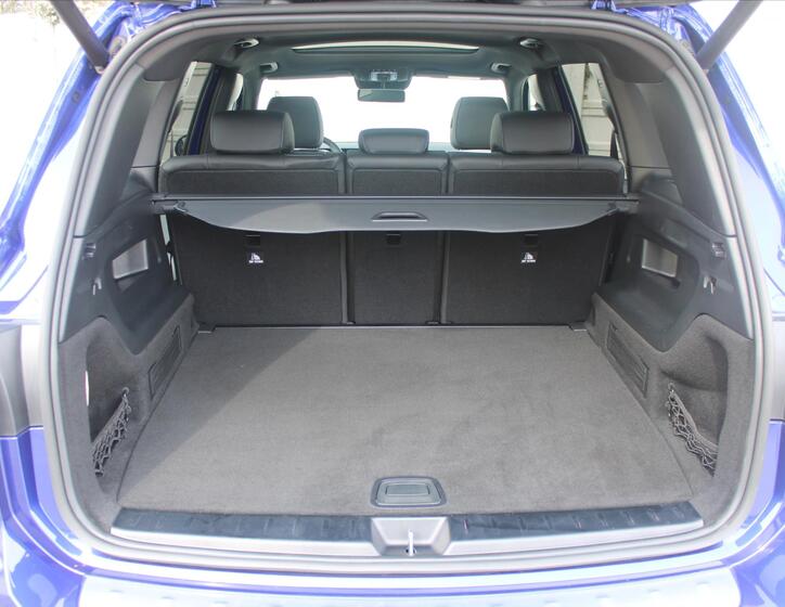 Mercedes-Benz GLB 12