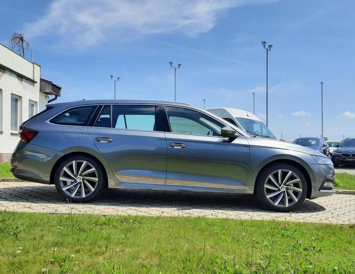 Škoda Octavia 9