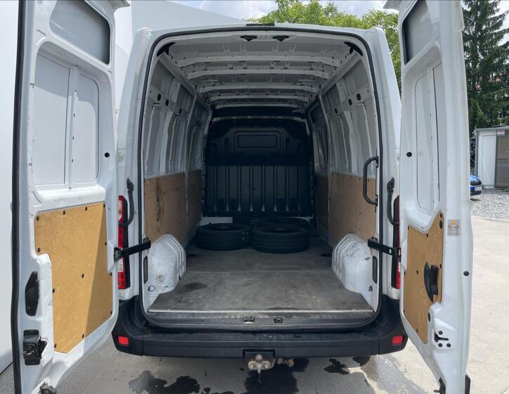 Renault Master 18
