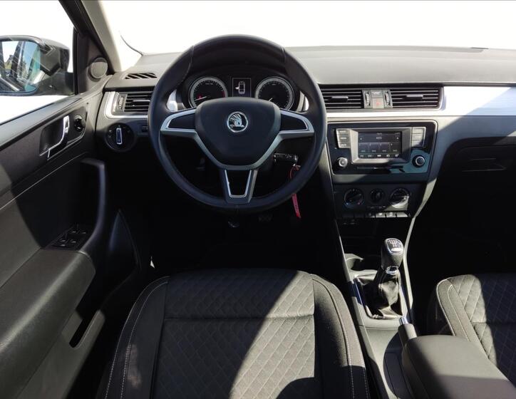 Škoda Rapid 9