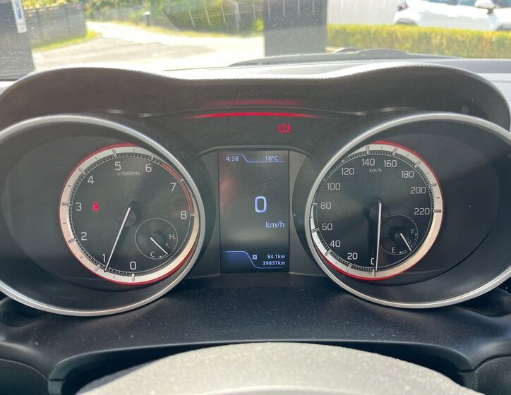 Suzuki Swift 21