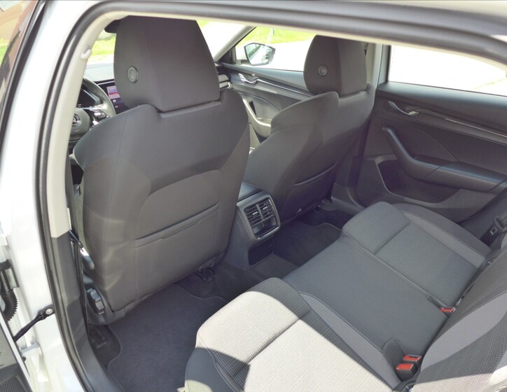Škoda Octavia 28