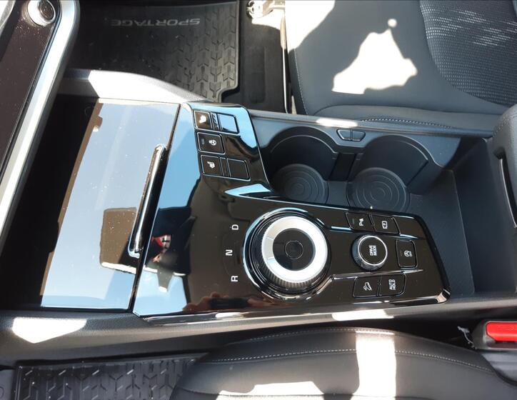 KIA Sportage 12