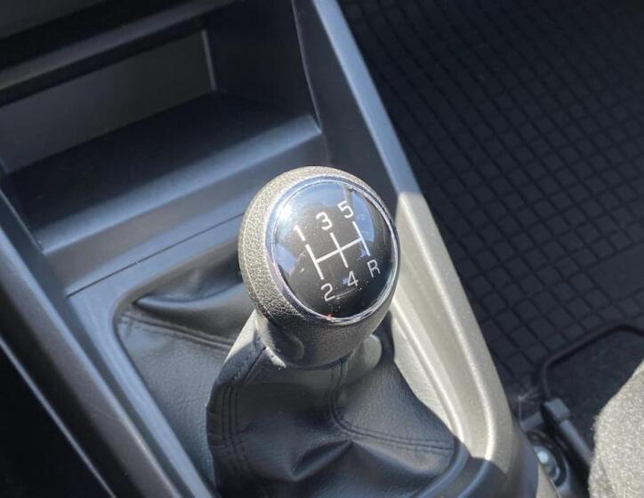 Suzuki Vitara 22