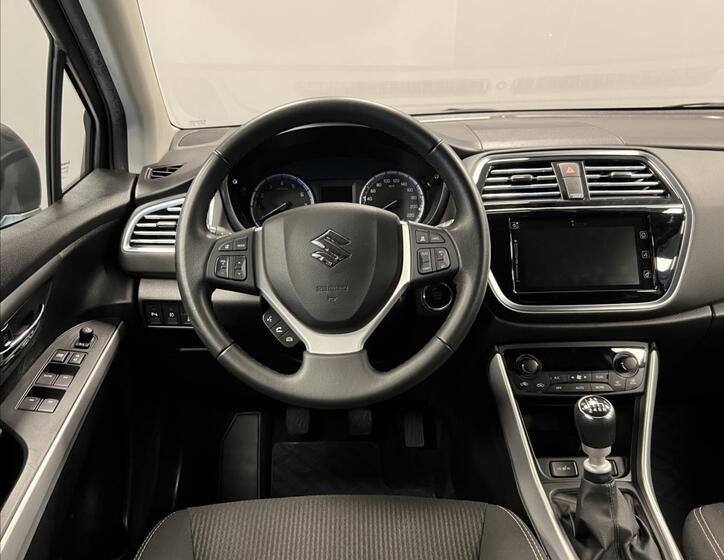 Suzuki SX4 5