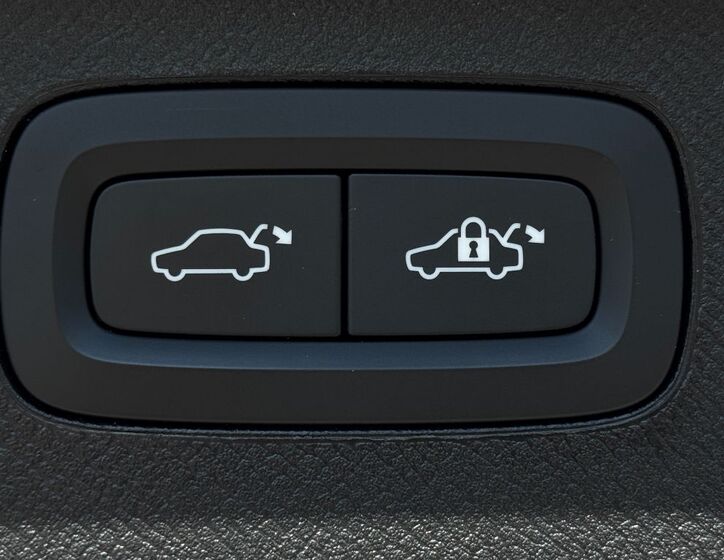Volvo XC90 10