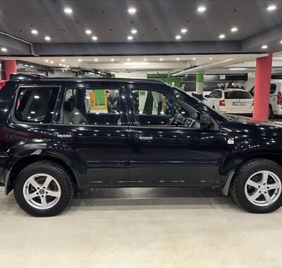 Nissan X-Trail 6