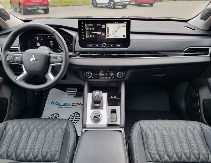 Mitsubishi Outlander 14