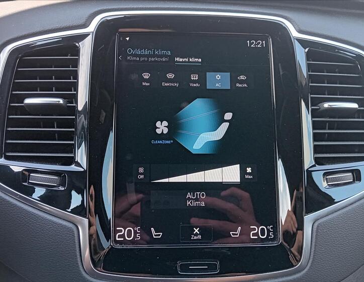 Volvo XC90 22