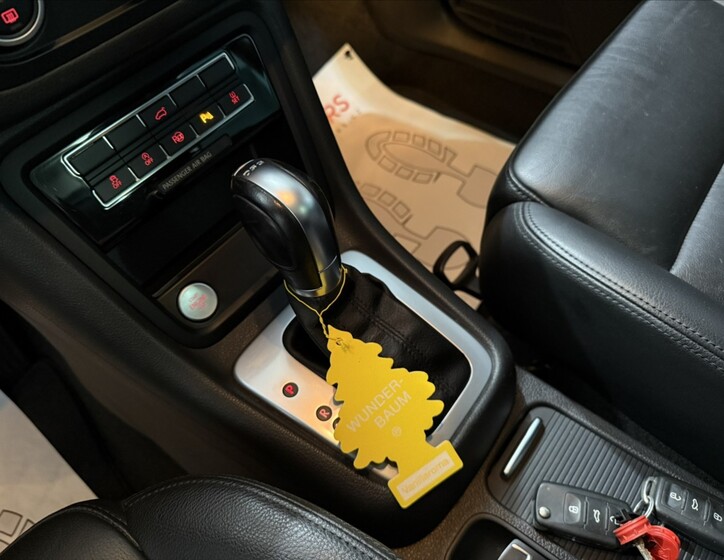 Volkswagen Sharan 16