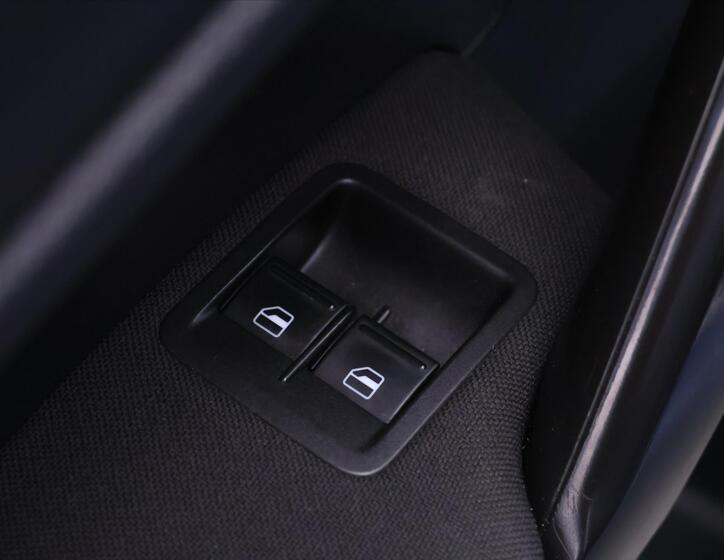 Volkswagen Caddy 14