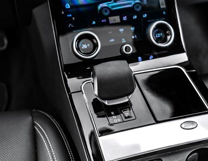 Land Rover Range Rover Velar 17