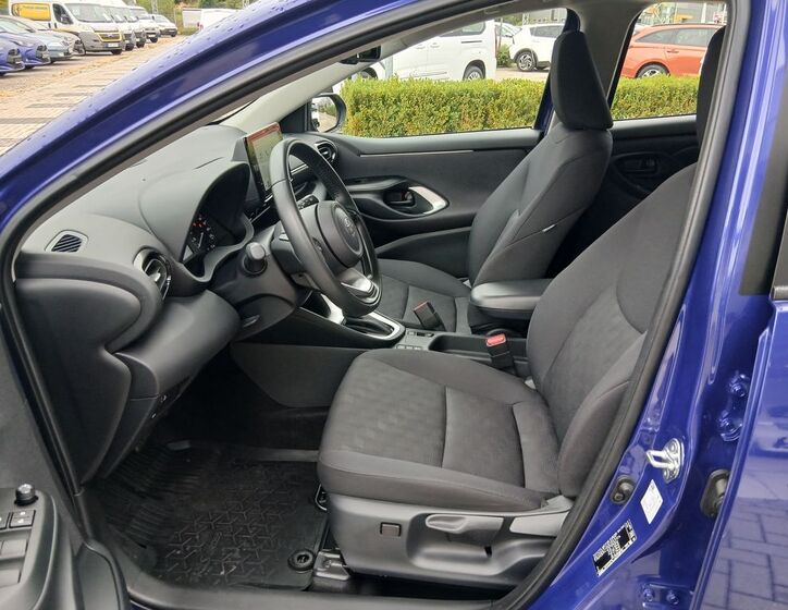 Toyota Yaris 10