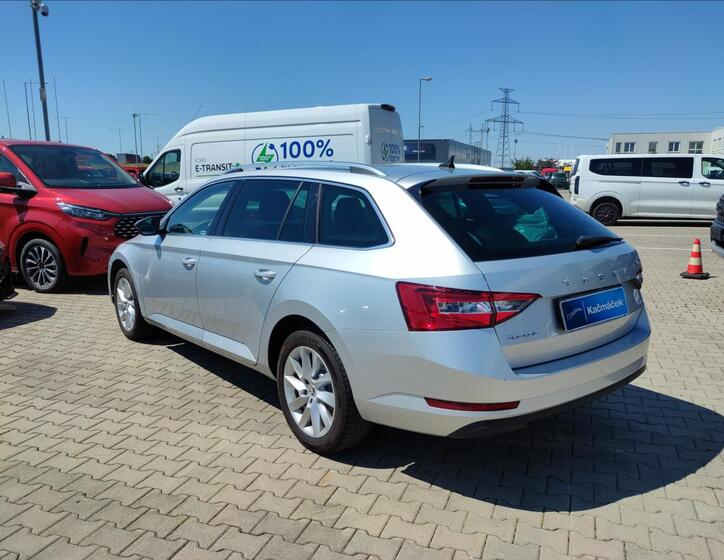 Škoda Superb 3
