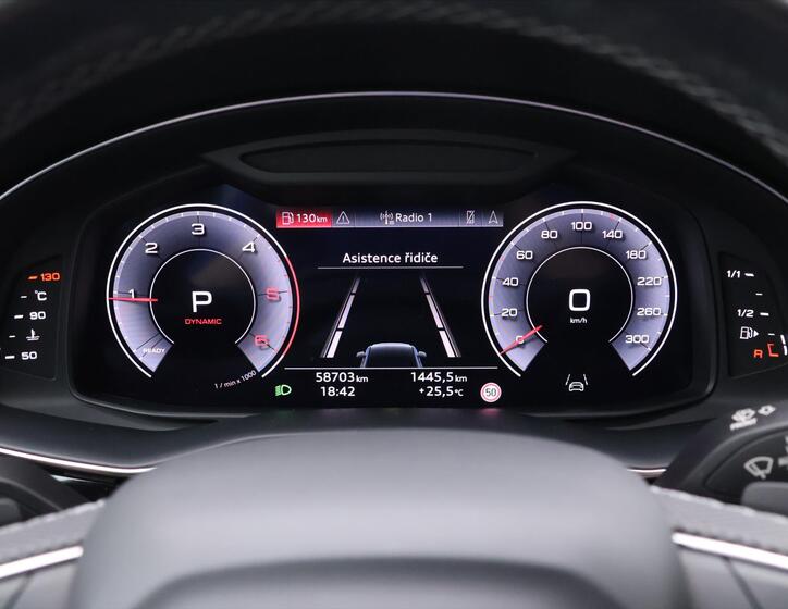 Audi Q7 16