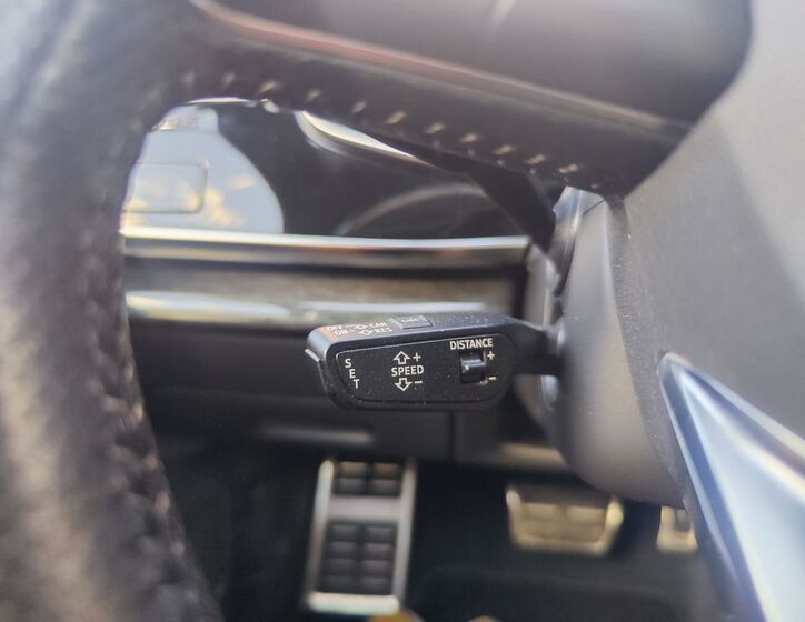 Audi Q8 35