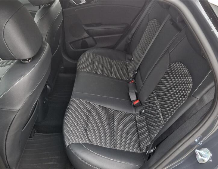 KIA XCeed 11