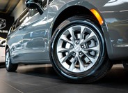 Chrysler Pacifica 35