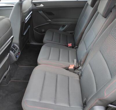 Volkswagen Touran 7