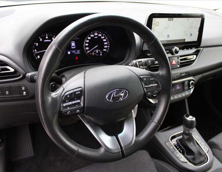 Hyundai i30 14