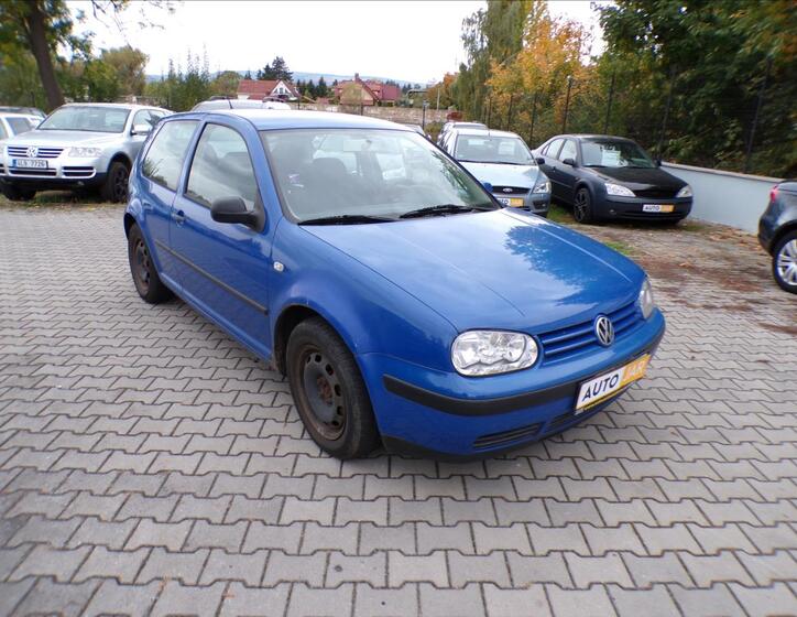 Volkswagen Golf 1