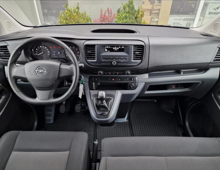 Opel Vivaro 24