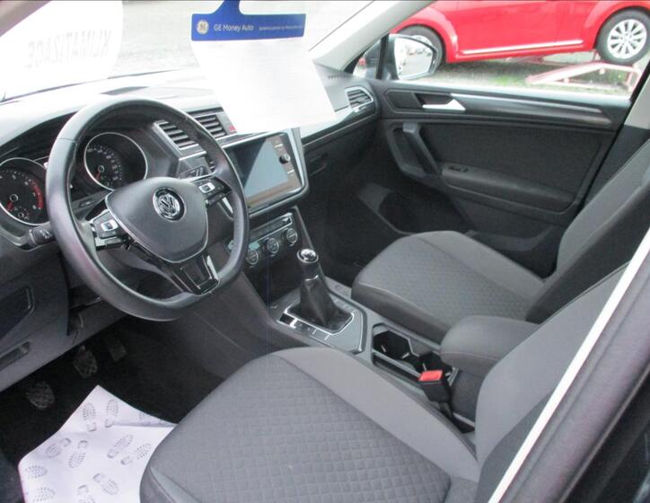 Volkswagen Tiguan 18