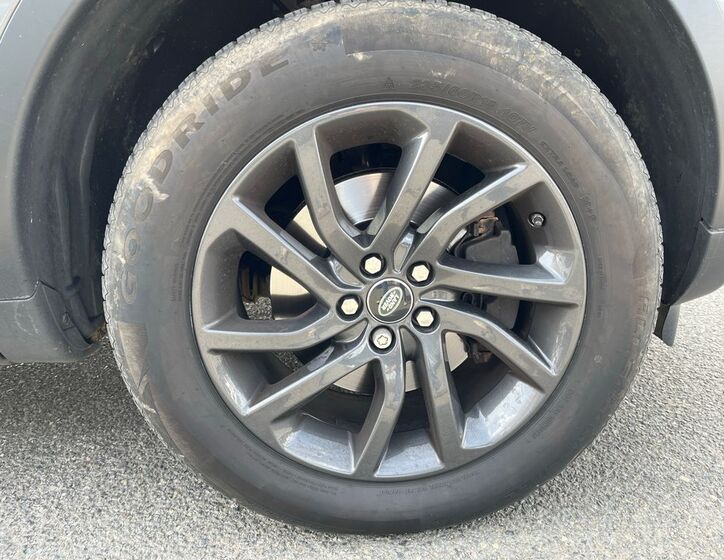 Land Rover Discovery Sport 18