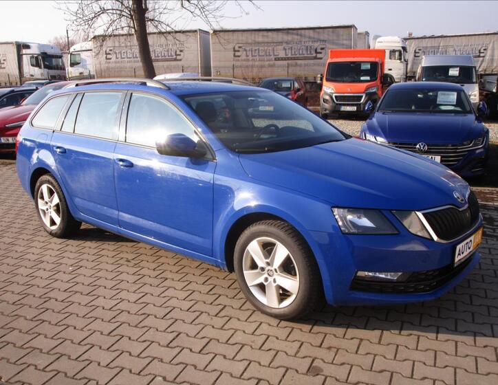 Škoda Octavia 1