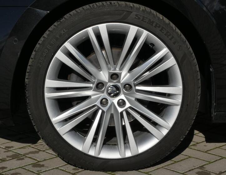 Škoda Superb 26