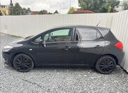 Toyota Auris 4