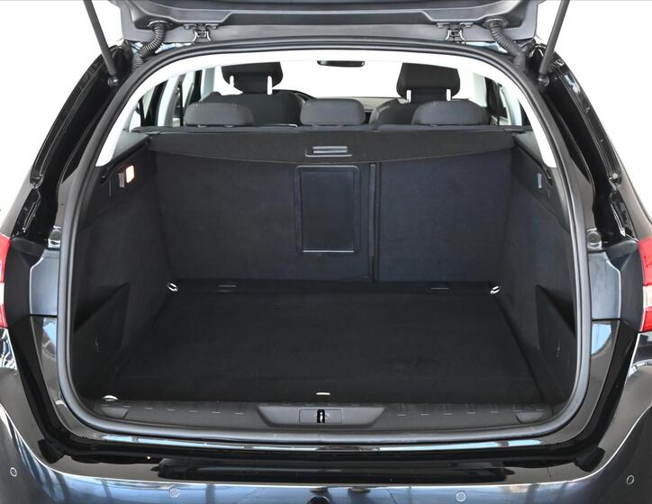 Peugeot 308 6