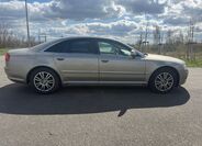 Audi A8 6