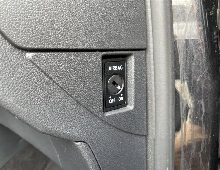 Škoda Roomster 23