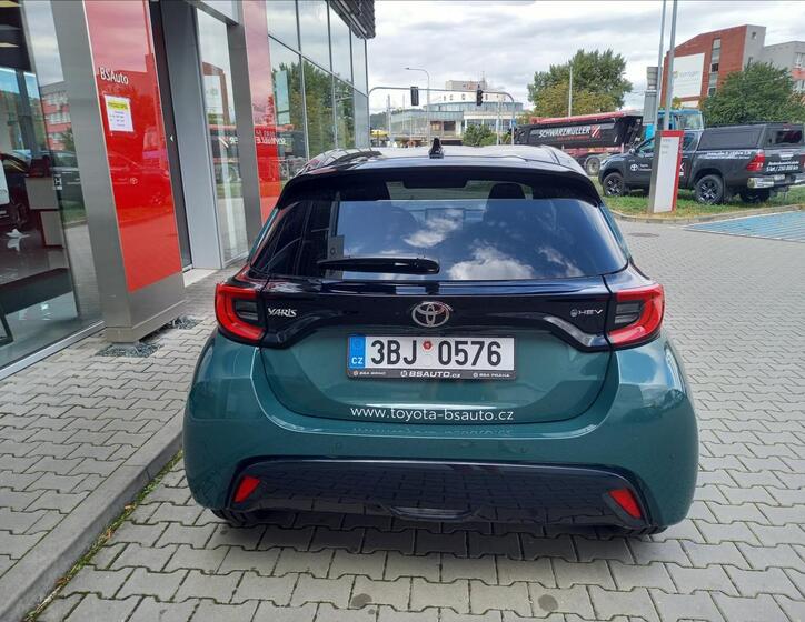 Toyota Yaris 5
